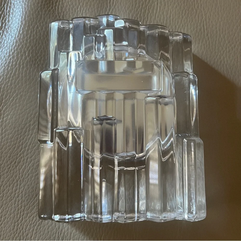 SEIKO CLOCK QUARTZ LEAD CRYSTAL JAPAN 5.75” clear cut desktop Battery Operated